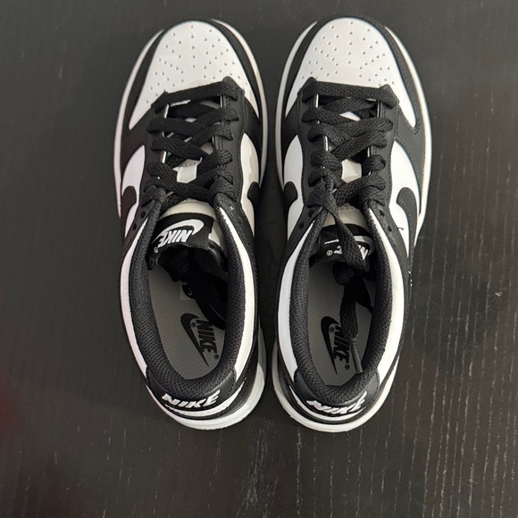 Nike Dunk Low Big Kids' Shoes Size 3.5y (GS) - Picture 4 of 6